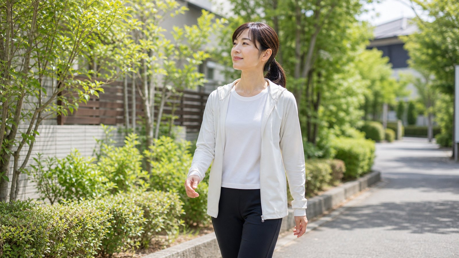 歩くと太もも裏が痛い状態を確認するイメージ