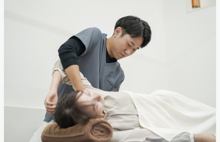 肩が上がらないなら吉川美南のCUREPRO｜服の着脱もつらい